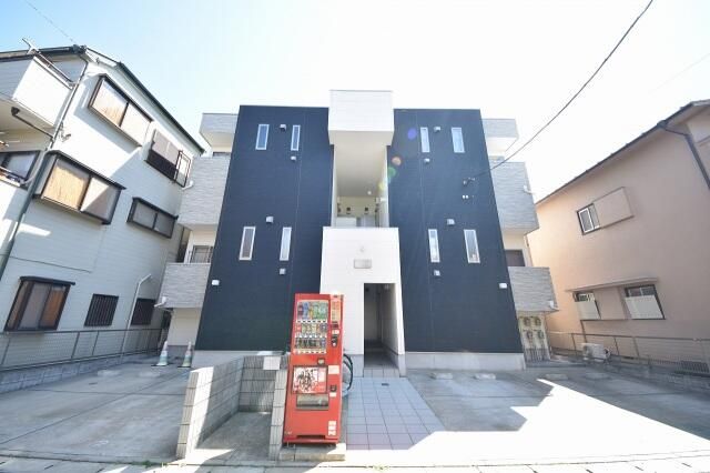 ��ʌ�����s�≺���S����14-8�̃A�p�[�g�̌����O��