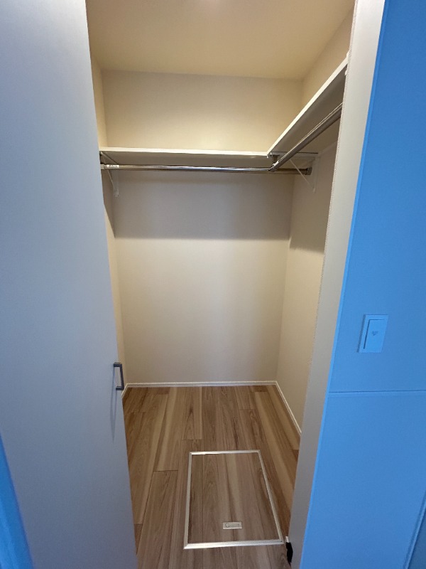 ��ʌ��������܎s������厚�������̃}���V�����̎��[