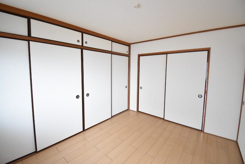 ��ʌ�����s������U���ڂ̃}���V�����̂��̑������E�X�y�[�X