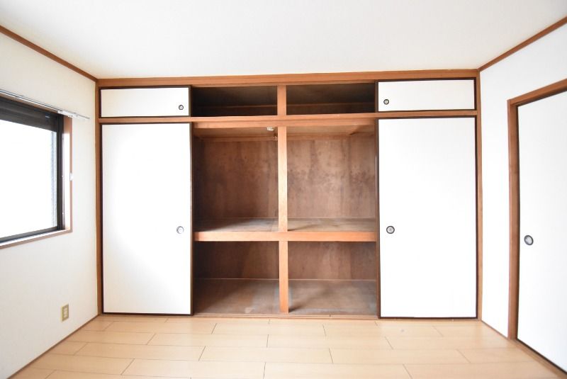 ��ʌ�����s������U���ڂ̃}���V�����̎��[