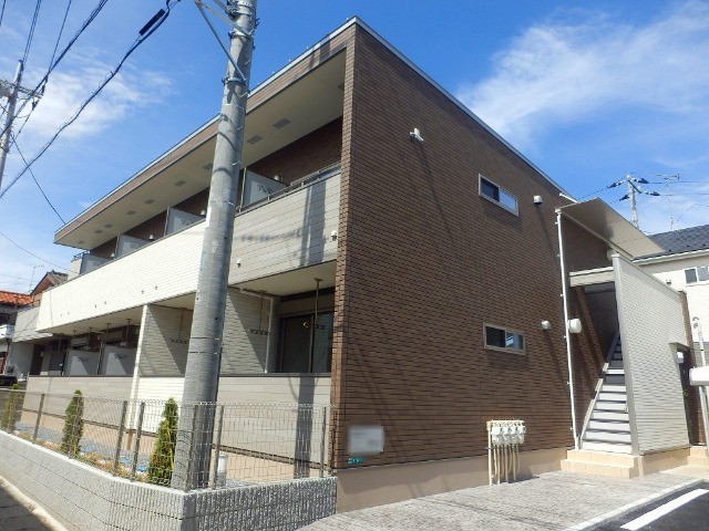 ��ʌ������s�����Q���ڂ̃A�p�[�g�̌����O��