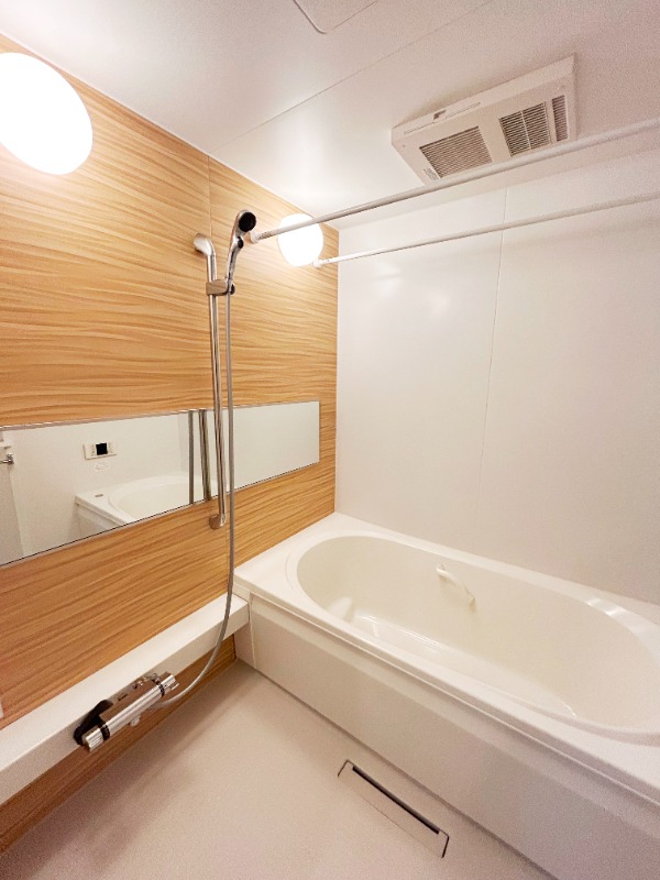 ��ʌ��������܎s�k��听���S���ڂ̃}���V�����̃o�X