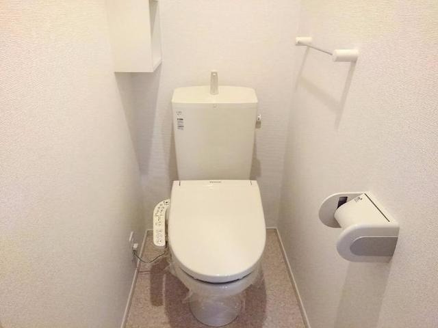 ��ʌ������s�����Q���ڂ̃A�p�[�g�̃g�C��