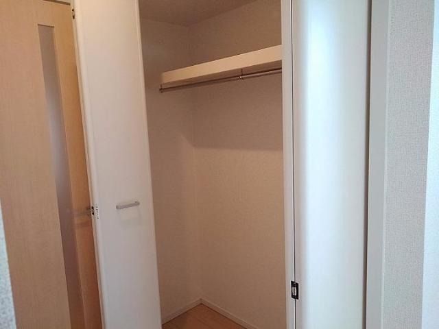 ��ʌ������s�����Q���ڂ̃A�p�[�g�̎��[