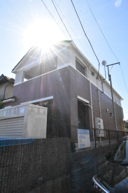 ��ʌ��k�����S�ɓޒ������R���ڂ̃A�p�[�g�̂��̑�