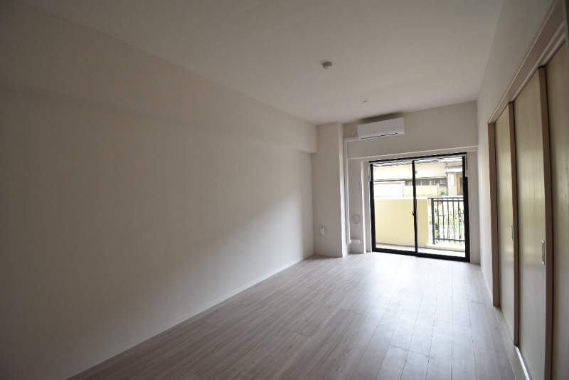 ��ʌ��������܎s��{��听���R���ڂ̃}���V�����̋��ԁE���r���O