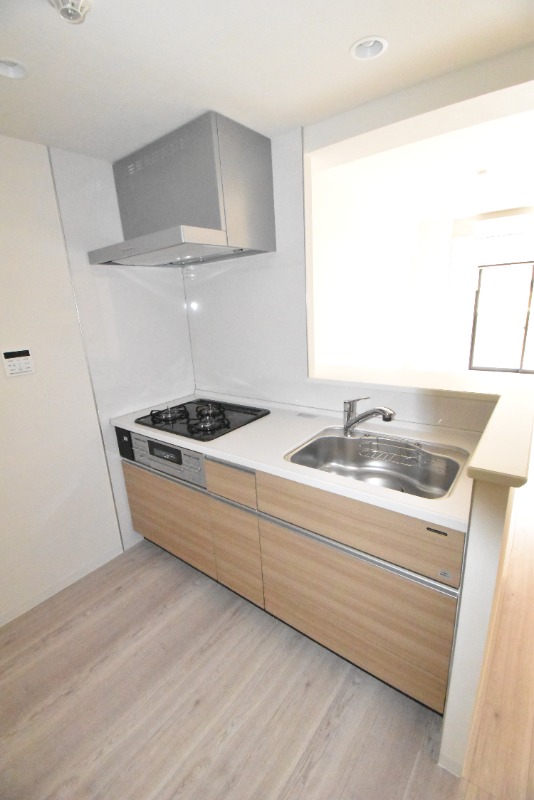 ��ʌ��������܎s��{��听���R���ڂ̃}���V�����̃L�b�`��