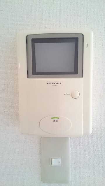 ��ʌ��k�����S�ɓޒ������R���ڂ̃A�p�[�g�̂��̑�