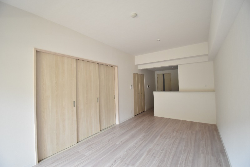 ��ʌ��������܎s��{��听���R���ڂ̃}���V�����̋����E���r���O