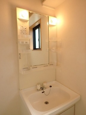 ��ʌ��������܎s��{��{���T���ڂ̃}���V�����̐��ʏ�