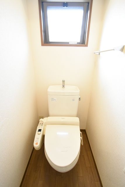 ��ʌ��������܎s�k��{�����̃e���X�n�E�X�̃g�C��