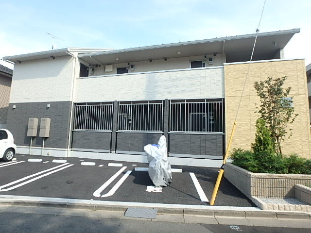 ��ʌ��������܎s��{��x�̓����R����58-2�̃A�p�[�g�̌����O��