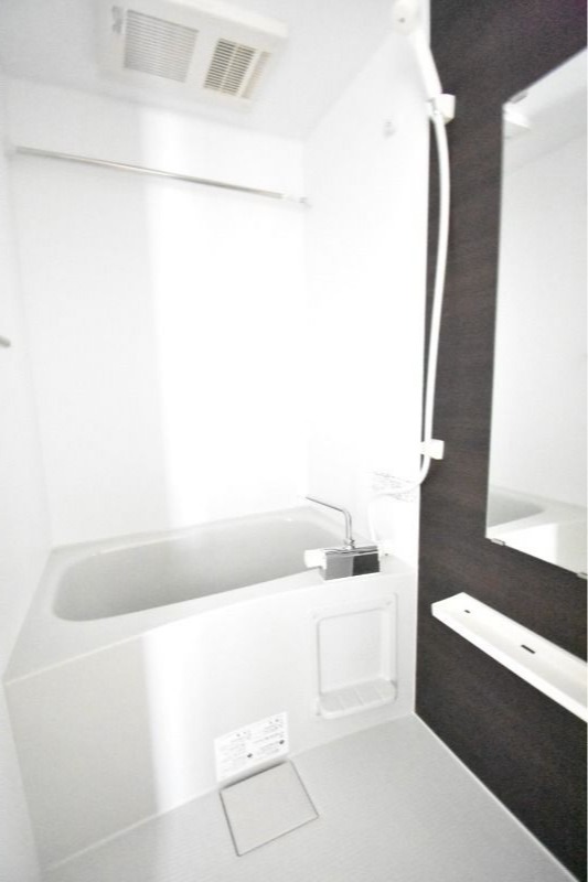 ��ʌ��������܎s�Y�a�挳���P���ڂ̃A�p�[�g�̃o�X