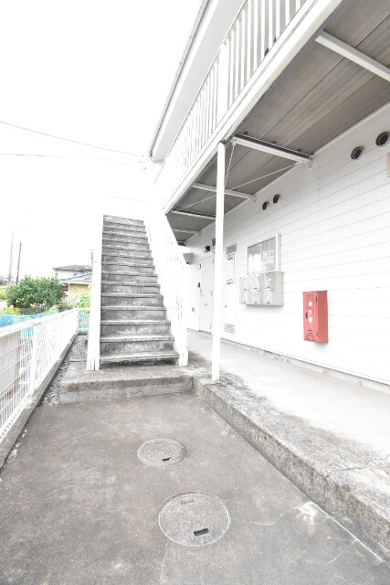 ��ʌ��������܎s�΋擌�Y�a�R���ڂ̃A�p�[�g�̃G���g�����X