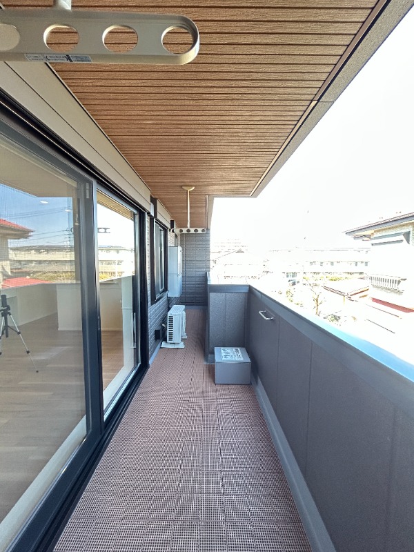 ��ʌ��������܎s�k��y�C���Q���ڂ̃}���V�����̃o���R�j�[