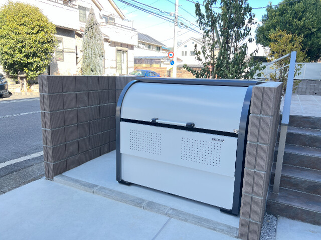 ��ʌ��O���s����c�Q���ڂ̃}���V�����̂��̑�