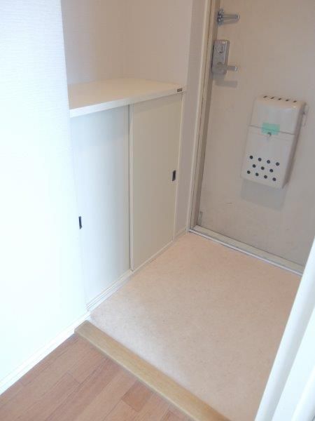 ��ʌ������s�������̃A�p�[�g�̌���