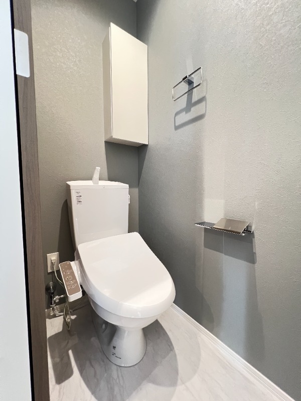 ��ʌ��O���s����c�Q���ڂ̃}���V�����̃g�C��