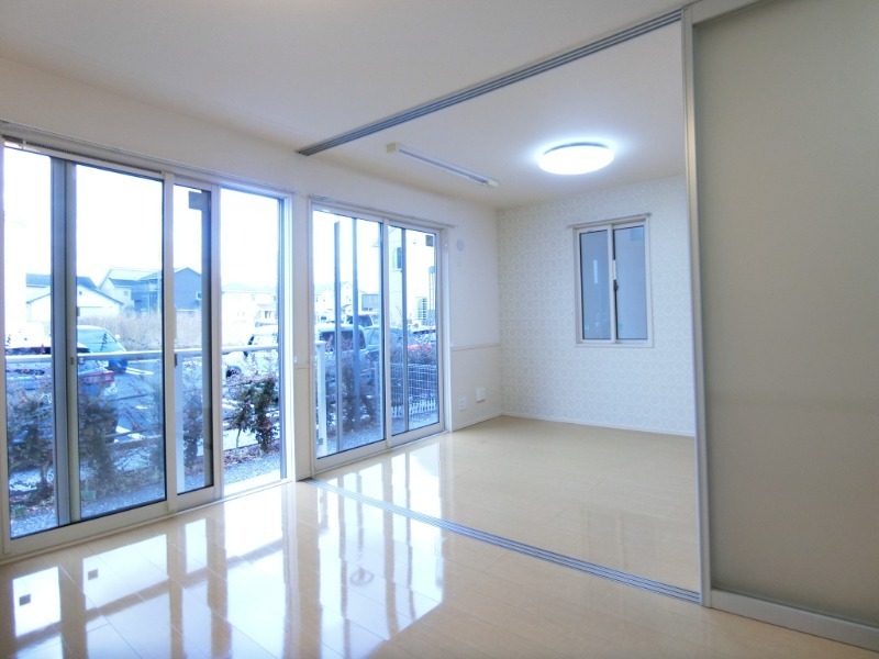 ��ʌ��������܎s�΋�����U���ڂ̃A�p�[�g�̋��ԁE���r���O