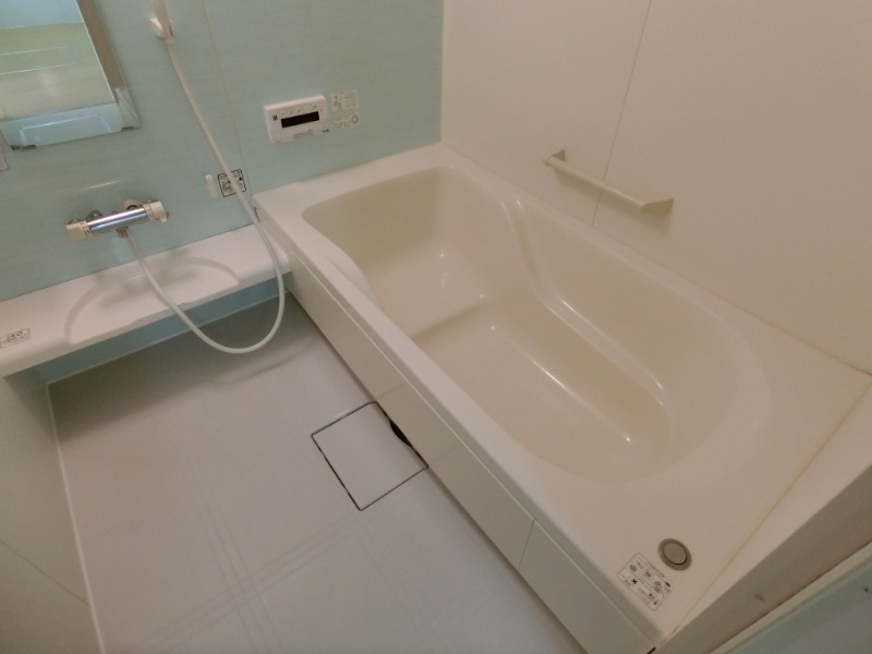 ��ʌ��������܎s�΋�����U���ڂ̃A�p�[�g�̃o�X