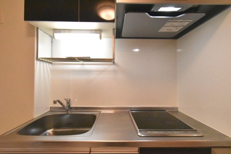 ��ʌ������s�����P���ڂ̃A�p�[�g�̃L�b�`��