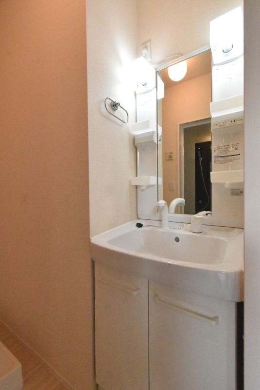 ��ʌ������s�����P���ڂ̃A�p�[�g�̐��ʏ�