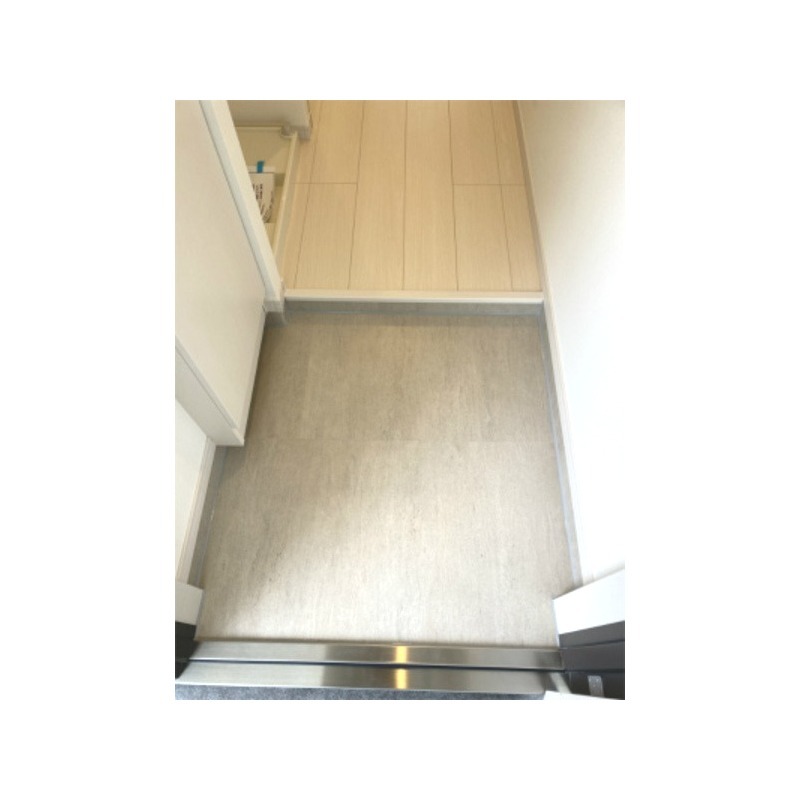 ��ʌ�����s�J�ÂP���ڂ̃A�p�[�g�̌���