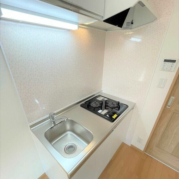 ��ʌ��������܎s��{��x�̓����Q���ڂ̃A�p�[�g�̃L�b�`��