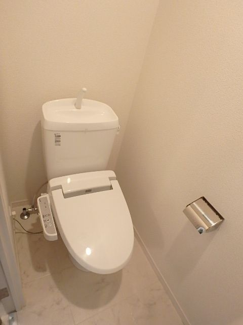 ��ʌ��������܎s�k��{�����P���ڂ̃A�p�[�g�̃g�C��