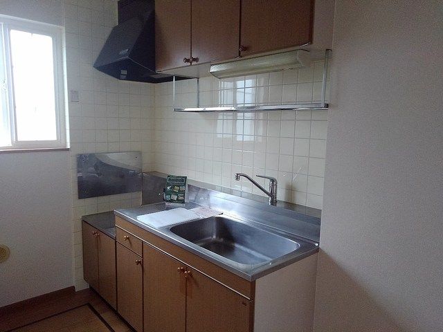 ��ʌ������s�V�P���̃A�p�[�g�̃L�b�`��