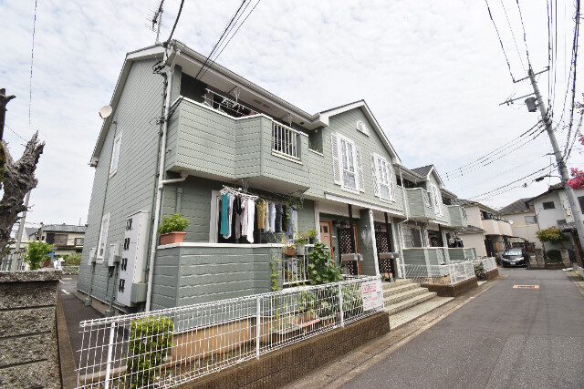 ��ʌ������s�V�P��353�̃A�p�[�g�̌����O��