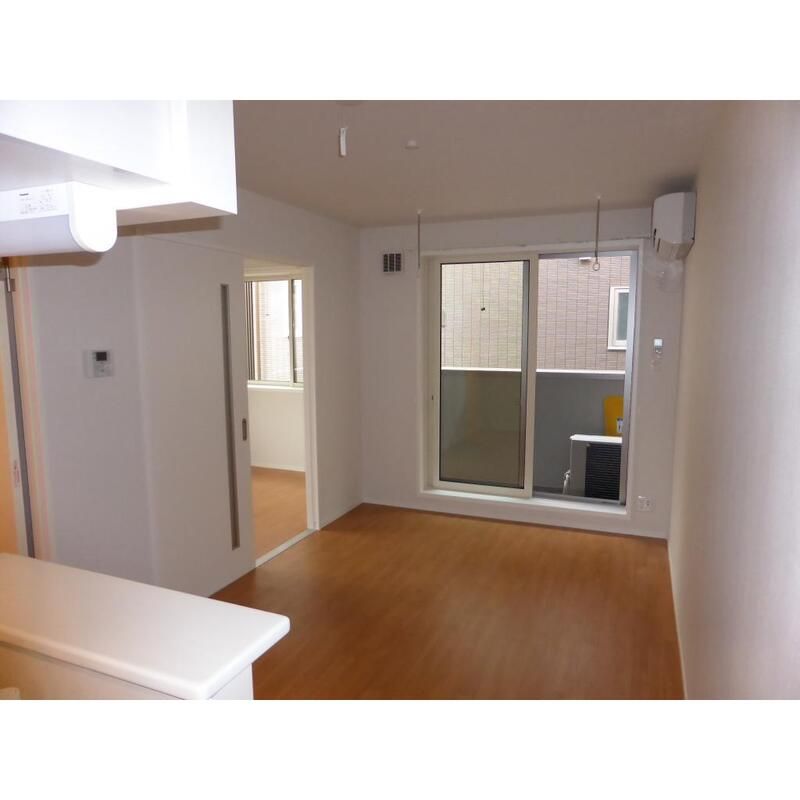 ��ʌ��������܎s�Y�a��O�n�R���ڂ̃}���V�����̋��ԁE���r���O