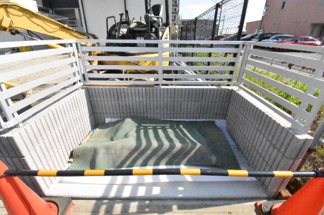 ��ʌ������s�V�����V���ڂ̃A�p�[�g�̂��̑�