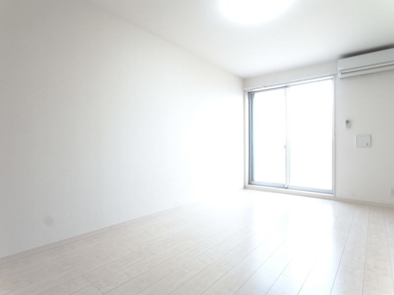 ��ʌ��������܎s�΋挴�R�P���ڂ̃A�p�[�g�̋��ԁE���r���O