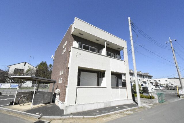 ��ʌ�����s�ܔԒ�9-6�̃A�p�[�g�̌����O��