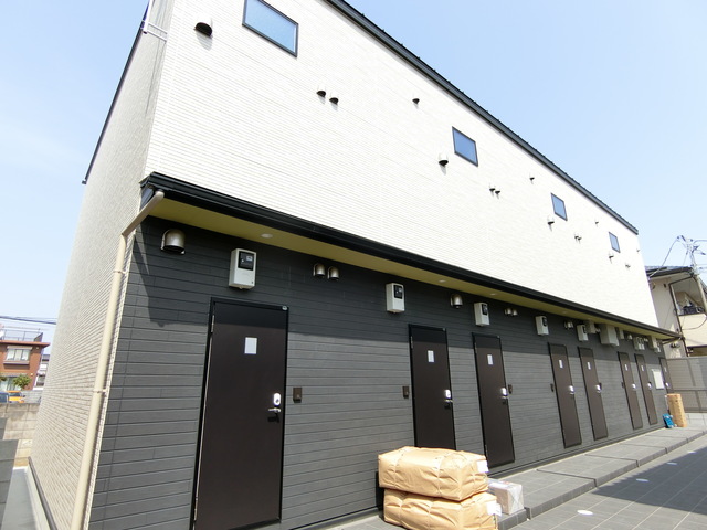 ��ʌ��������܎s�������a�c���Q����1107-8�̃A�p�[�g�̌����O��