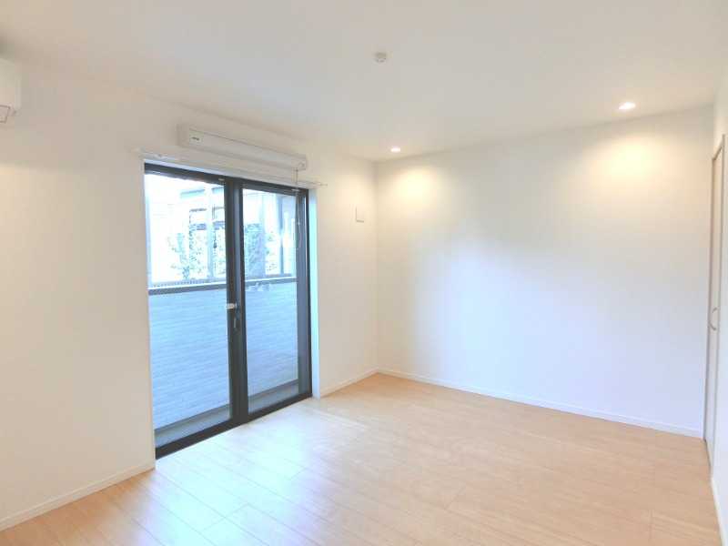 ��ʌ��������܎s�������a�c���Q���ڂ̃A�p�[�g�̋��ԁE���r���O