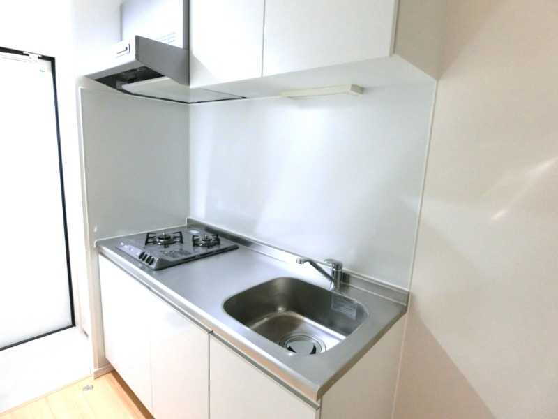 ��ʌ��������܎s�������a�c���Q���ڂ̃A�p�[�g�̃L�b�`��