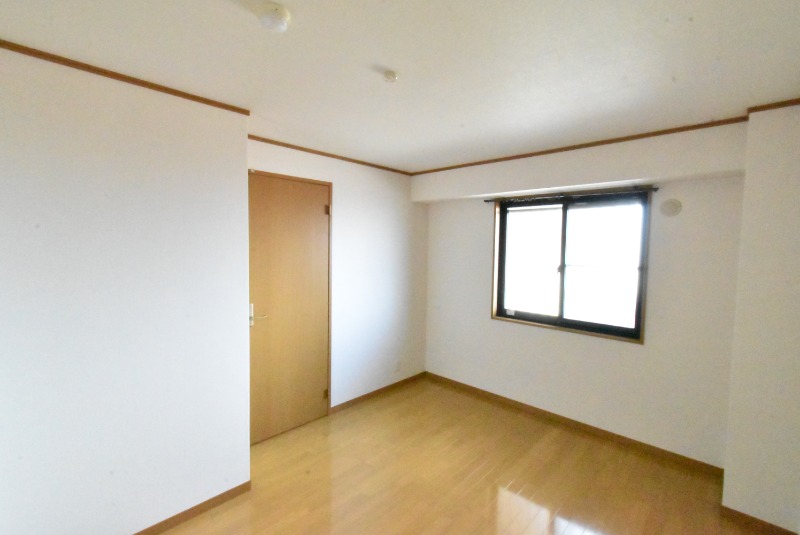 ��ʌ�����s�����P���ڂ̃}���V�����̂��̑������E�X�y�[�X