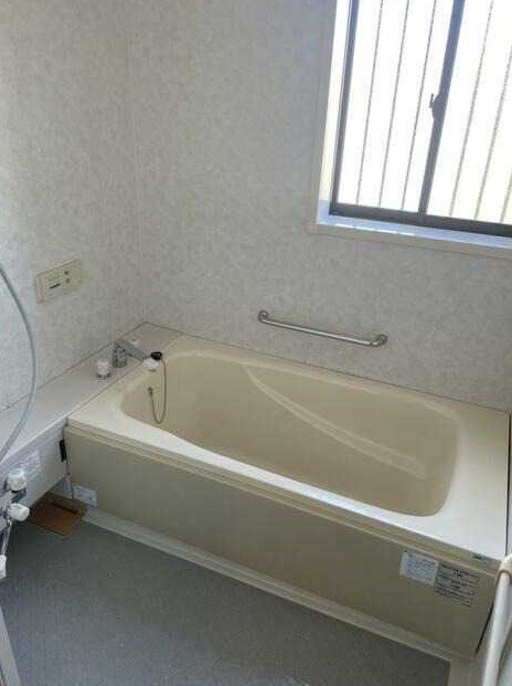 ��ʌ��������܎s��΋�{�ۂR���ڂ̃A�p�[�g�̃o�X