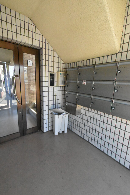 ��ʌ��������܎s��{��O���P���ڂ̃}���V�����̃G���g�����X