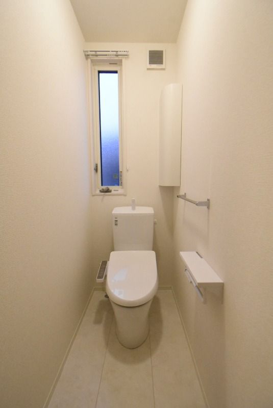 ��ʌ��������܎s��΋�약��Q���ڂ̈�ˌ��Ẵg�C��