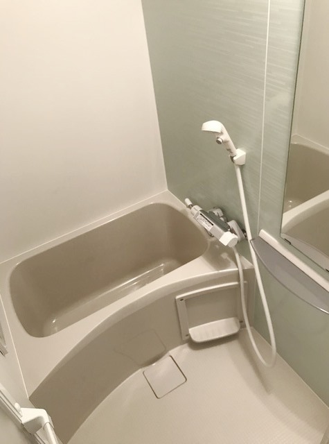 ��ʌ�����s�����Q���ڂ̃}���V�����̃o�X