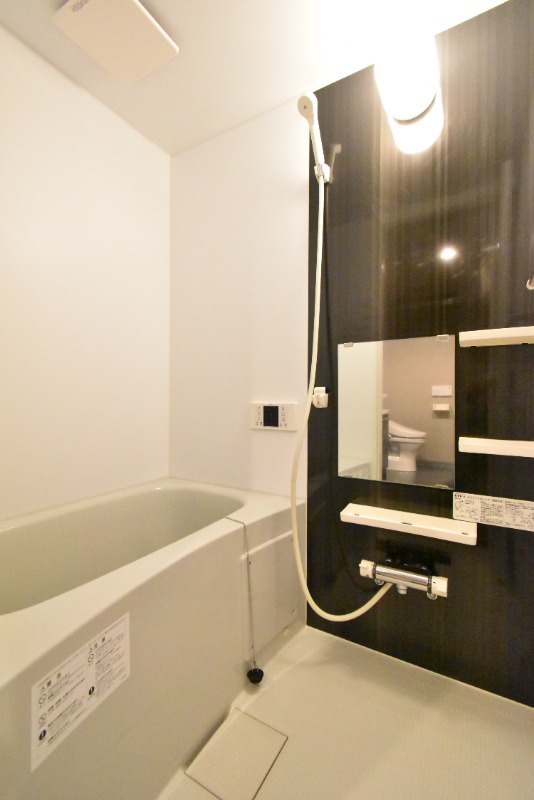 ��ʌ��������܎s����厚�󗈂̃A�p�[�g�̃o�X