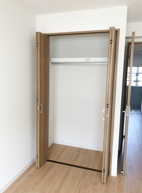 ��ʌ�����s�����Q���ڂ̃}���V�����̎��[