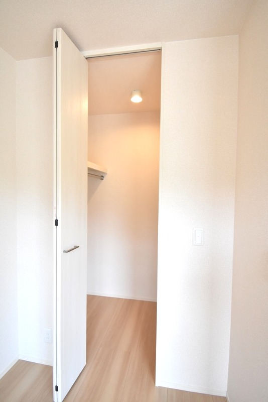 ��ʌ��������܎s��{��㏬���̃A�p�[�g�̎��[