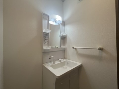 ��ʌ��������܎s��΋撇���Q���ڂ̃A�p�[�g�̐��ʏ�