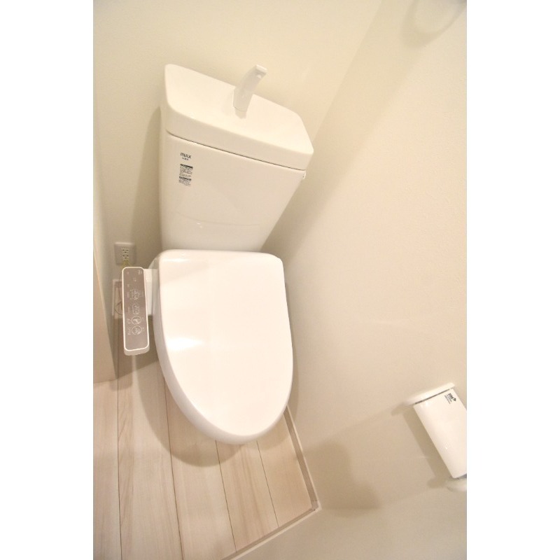 ��ʌ��������܎s�������a�c���Q���ڂ̃A�p�[�g�̃g�C��