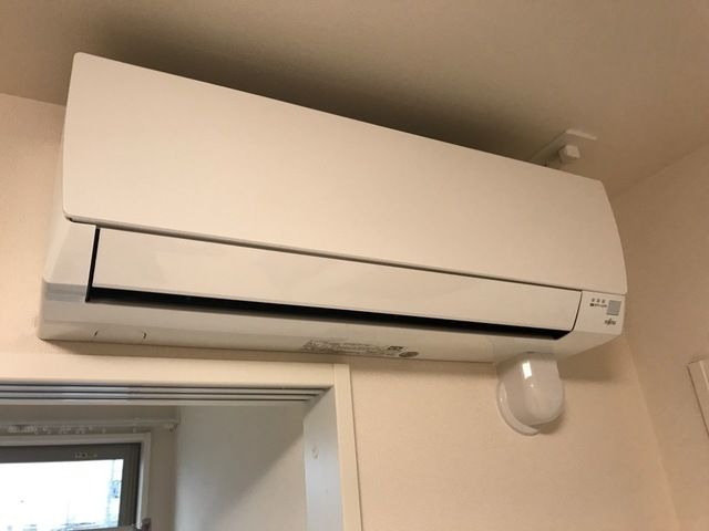 ��ʌ��������܎s�΋�厚�O���̃A�p�[�g�̂��̑��ݔ�