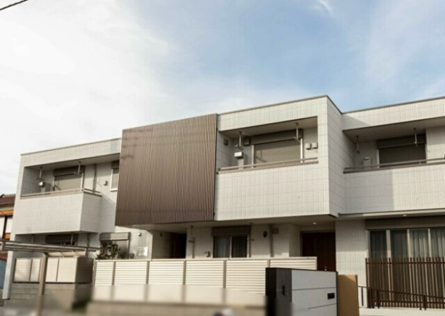 ��ʌ��������܎s�k����i���Q���ڂ̃}���V�����̌����O��